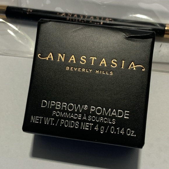 Anastasia Beverly Hills DipBrow Pomade Medium Brown and Brush #12 Bundle - Picture 5 of 16